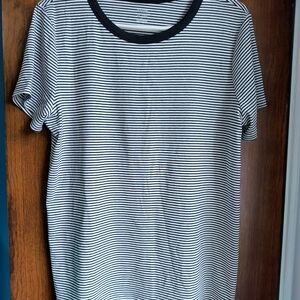 Old Navy Black and White Striped Tee